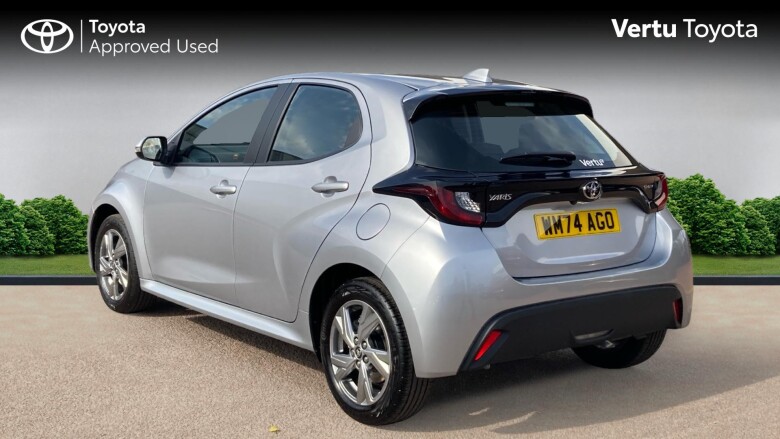Toyota Yaris 1.5 Hybrid Icon 5dr CVT Hybrid Hatchback